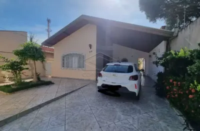 Casa com 3 quartos à venda na Vila Pacífico II, Bauru 