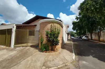 Casa com 5 quartos à venda na Vila Pacífico, Bauru 