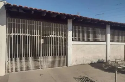 Casa com 3 quartos à venda no Núcleo Residencial Edison Bastos Gasparini, Bauru 