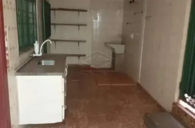 Casa com 3 quartos para alugar no Centro, Barra Bonita 