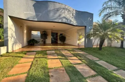 Residência exclusiva no condomínio vale florido - piratininga/sp