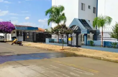Apartamento com 2 quartos à venda no Parque Jardim Europa, Bauru 