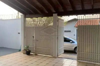 Casa com 3 quartos à venda no Jardim Redentor, Bauru 
