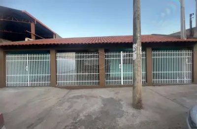 Casa com 3 quartos à venda no Tangarás, Bauru 
