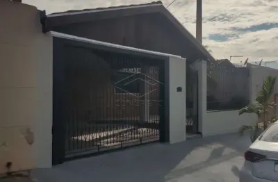 Residência terrea repaginada - 2 dormitórios -joaquim guilherme