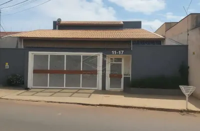Casa com 4 quartos à venda no Jardim América, Bauru 