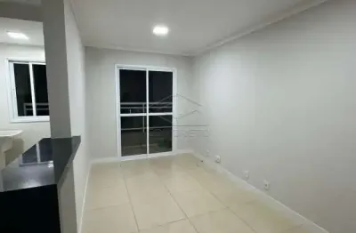 Quinta gold - apartamento com 2 dormitórios sendo 1 suíte, completo em armários e condomínio com lazer completo.