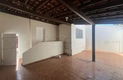 Casa com 3 quartos para alugar no Centro, Jaú 