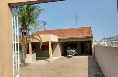 Casa com 3 quartos à venda no Parque Hipódromo, Bauru 