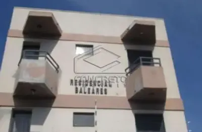 Baleares - apartamento com 1 dormitório em excelente localização, na av. nossa senhora de fátima.