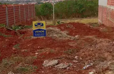 Casa à venda no Jardim Maria Carolina II, Igaraçu do Tietê 