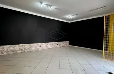 Lindo salão comercial com excelente visibilidade em ótima localização