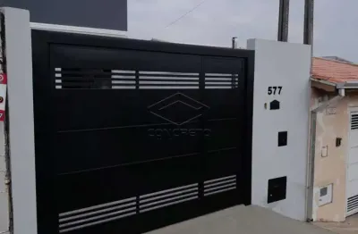 Casa com 2 quartos à venda no Jardim Ypê, Botucatu 