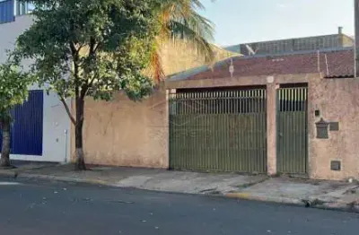 Casa com 3 quartos à venda na Vila Engler, Bauru 