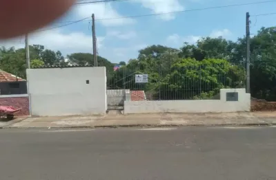 Casa com 3 quartos à venda na Vila Maria, Botucatu 
