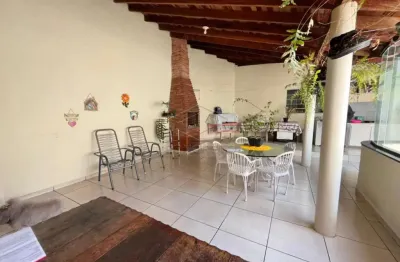 Casa com 2 quartos à venda na Vila Baccili, Lençóis Paulista 