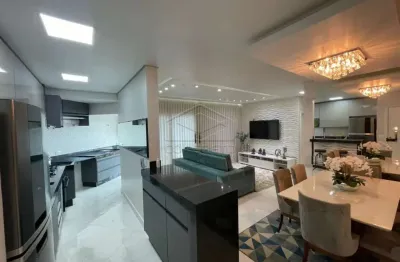 Apartamento com 2 quartos para alugar na Vila Netinho Prado, Jaú 