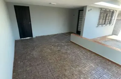 Casa com 3 quartos para alugar na Vila Maria Cristina, Barra Bonita 
