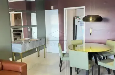 Apartamento com 3 quartos para alugar na Vila Guimarães, Botucatu 