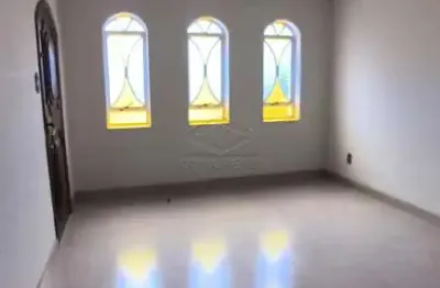 Casa com 3 quartos para alugar no Centro, Botucatu 