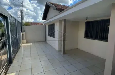 Casa com 3 quartos para alugar no Jardim Vista Alegre, Barra Bonita 