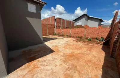 Casa com 2 quartos para alugar na vila nossa senhora aparecida, lençóis paulista , 200 m2 por r$ 1.300
