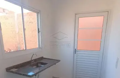 Casa com 2 quartos para alugar na Vila Nossa Senhora Aparecida, Lençóis Paulista 