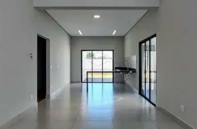 Linda casa com 3 suites - localização privilegiada em agudos / sp