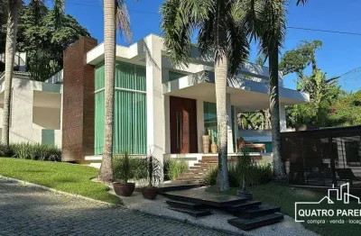 Quatro paredes imóveis vende casa de luxo e magnífica em pendotiba, niterói, ao lado do country clube de niterói.