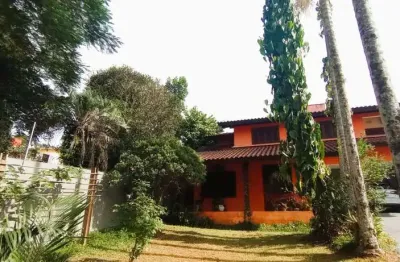 Casa com 3 quartos à venda na servidão antônio irineu da silva, 210, córrego grande, florianópolis, 243 m2 por r$ 1.700.000