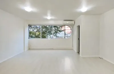 Sala comercial à venda na rua marechal guilherme, 147, centro, florianópolis, 36 m2 por r$ 215.000