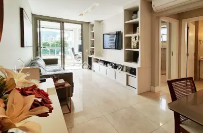 Apartamento com 2 quartos à venda na rua professor herminio jacques, 212, centro, florianópolis, 75 m2 por r$ 1.490.000