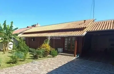 Casa com 2 quartos à venda na rua da velha figueira, 258, ingleses do rio vermelho, florianópolis, 80 m2 por r$ 499.000
