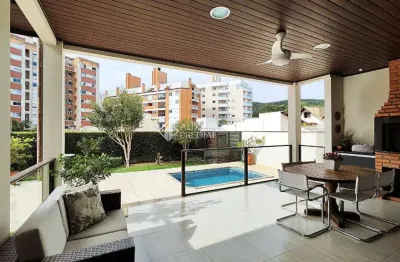 Casa com 4 quartos à venda na rua josé durieux, 77, córrego grande, florianópolis, 221 m2 por r$ 2.390.000
