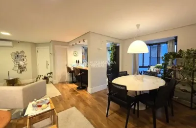 Apartamento com 3 quartos à venda na rua almirante lamego, 1346, centro, florianópolis, 129 m2 por r$ 1.760.000