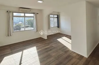 Apartamento com 2 quartos à venda na rua manoel pizzolati, 244, jardim atlântico, florianópolis, 65 m2 por r$ 318.000