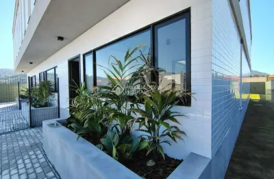 Casa com 3 quartos à venda na rua dos lordes, 56, ingleses do rio vermelho, florianópolis, 250 m2 por r$ 1.950.000