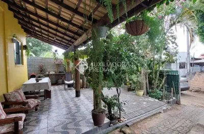 Casa com 4 quartos à venda na luiza fernandes costa, 487, são joão do rio vermelho, florianópolis, 90 m2 por r$ 480.000