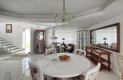 Casa com 4 quartos à venda na Rua Jornalista Lázaro Bartolomeu, 53, Centro, Florianópolis, 294 m2 por R$ 3.000.000