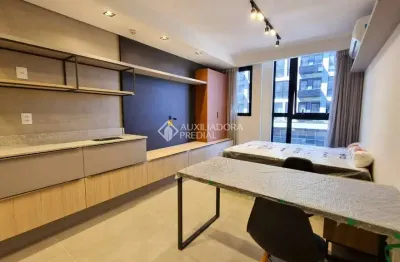 Apartamento com 1 quarto à venda na rua professor simão josé hess, 190, trindade, florianópolis, 31 m2 por r$ 570.000