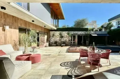 Casa em condomínio fechado com 4 quartos à venda na Rodovia Haroldo Soares Glavan, 1760, Cacupé, Florianópolis, 842 m2 por R$ 15.000.000