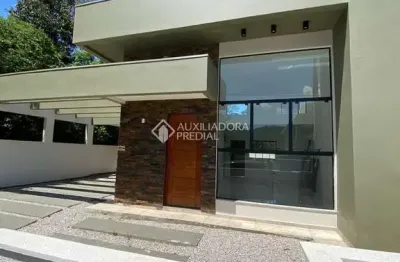 Casa com 3 quartos à venda na rua joel viana koester, 1, forquilhas, são josé, 100 m2 por r$ 735.000