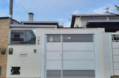 Casa com 2 quartos à venda na rua luci vilani, 135, bela vista, palhoça, 45 m2 por r$ 320.000
