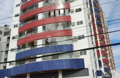 Apartamento com 2 quartos à venda na rua vinte e quatro de abril, 3002, centro, palhoça, 65 m2 por r$ 510.000