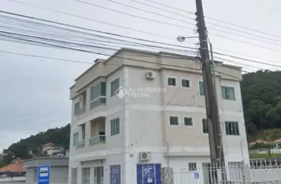 Apartamento com 3 quartos à venda na manoel francisco machado, 511, fundos, biguaçu, 100 m2 por r$ 500.000