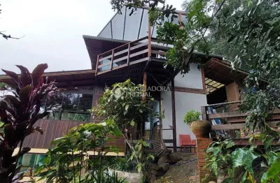 Casa com 3 quartos à venda na rodovia francisco thomaz dos santos, 5260, armação do pântano do sul, florianópolis, 180 m2 por r$ 1.170.000