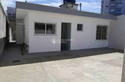 Casa com 6 quartos à venda na rua professor clementino de brito, 150, capoeiras, florianópolis, 190 m2 por r$ 850.000