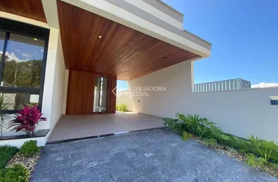 Casa com 3 quartos à venda na rua dália rosa, 2, forquilhas, são josé, 127 m2 por r$ 950.000