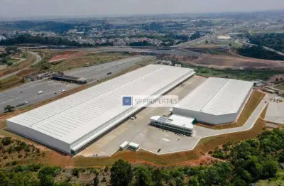 Galpão para alugar, 8152 m² por r$ 244.560/mês - centro industrial - arujá/sp