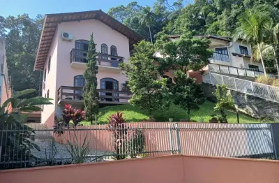 Casa com 4 quartos à venda no Glória, Joinville 